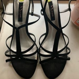 great condition! great price! size 10M